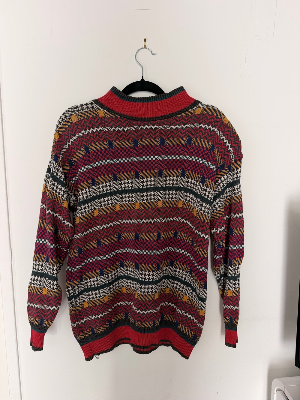 Fashion Avenue Women's Geometric Crewneck Sweater Size Medium